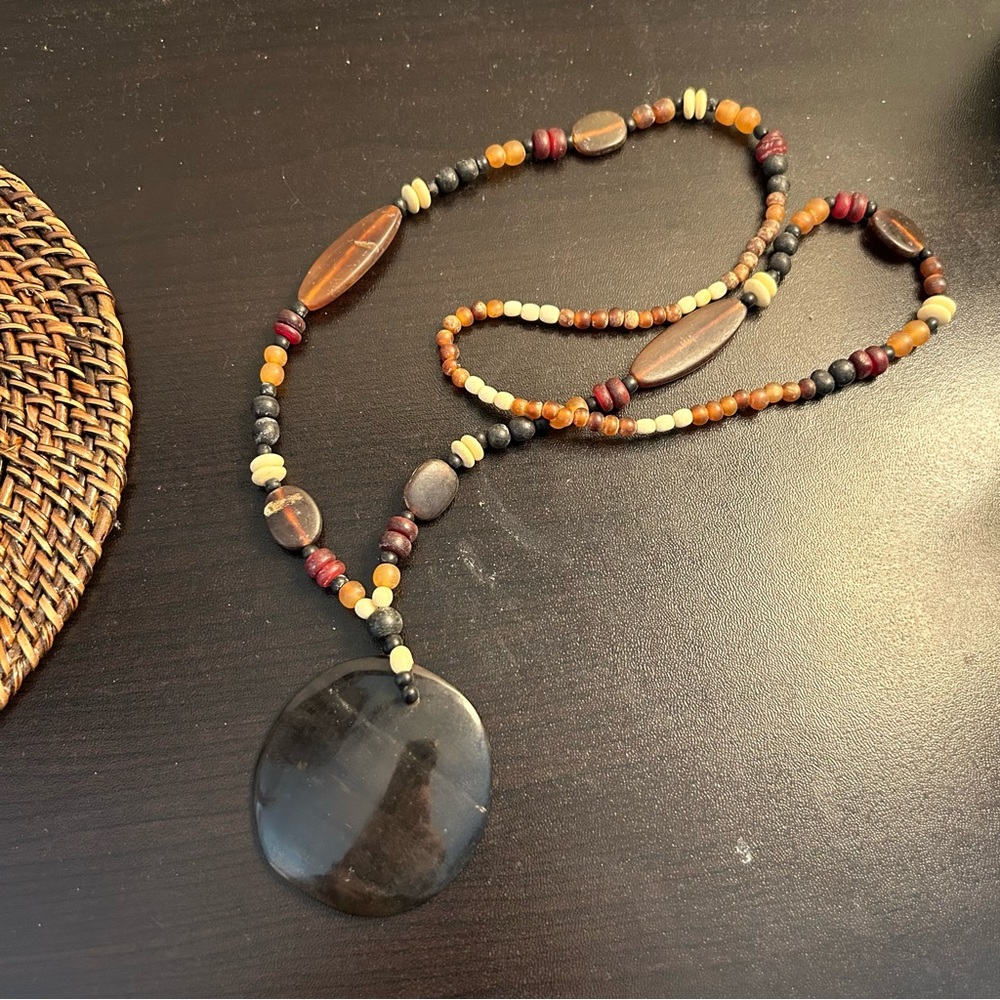 Brown trendy necklace